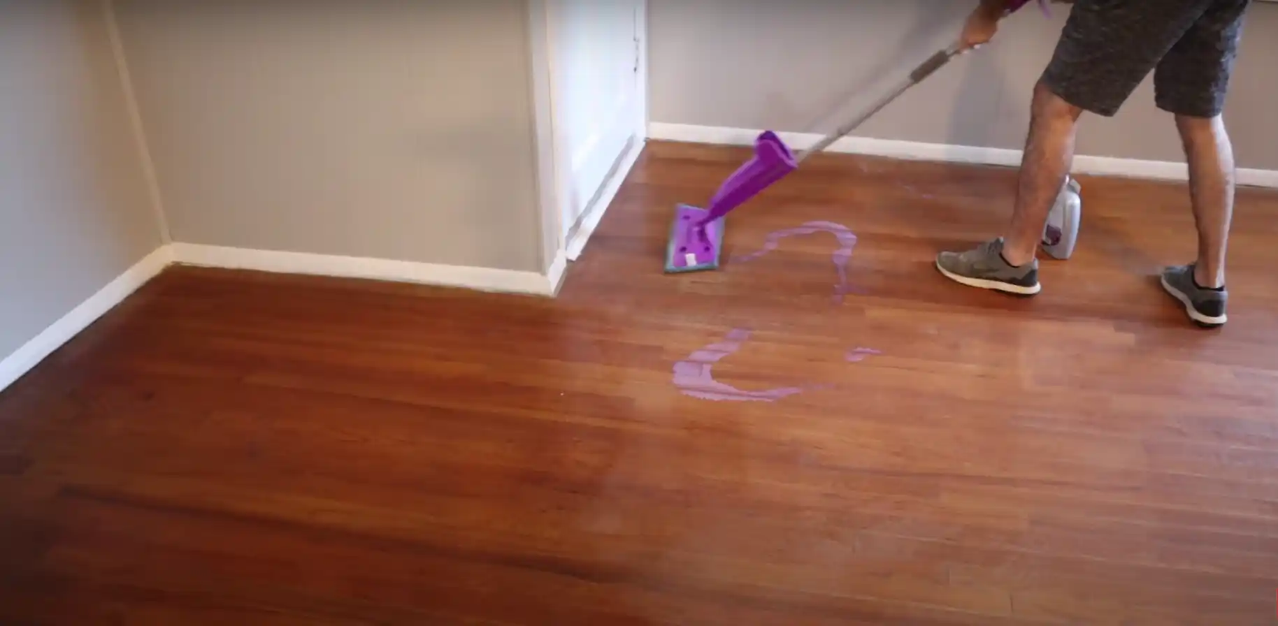 what is a good home remedy for cleaning hardwood floors