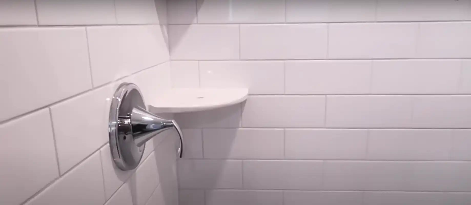 How to Clean Glass Shower Doors with Baking Soda