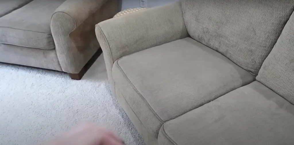 How to Clean Sofa Cloth at Home Easily and Safely 